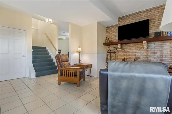 $475,000 | 136 Star Rim Drive, East Peoria, IL 61611