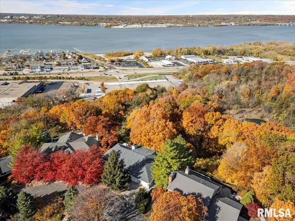 $475,000 | 136 Star Rim Drive, East Peoria, IL 61611