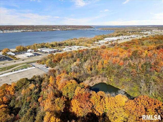 $489,000 | 136 Star Rim Drive, East Peoria, IL 61611