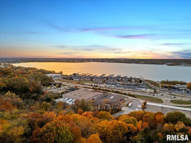 $499,000 | 136 Star Rim Drive, East Peoria, IL 61611