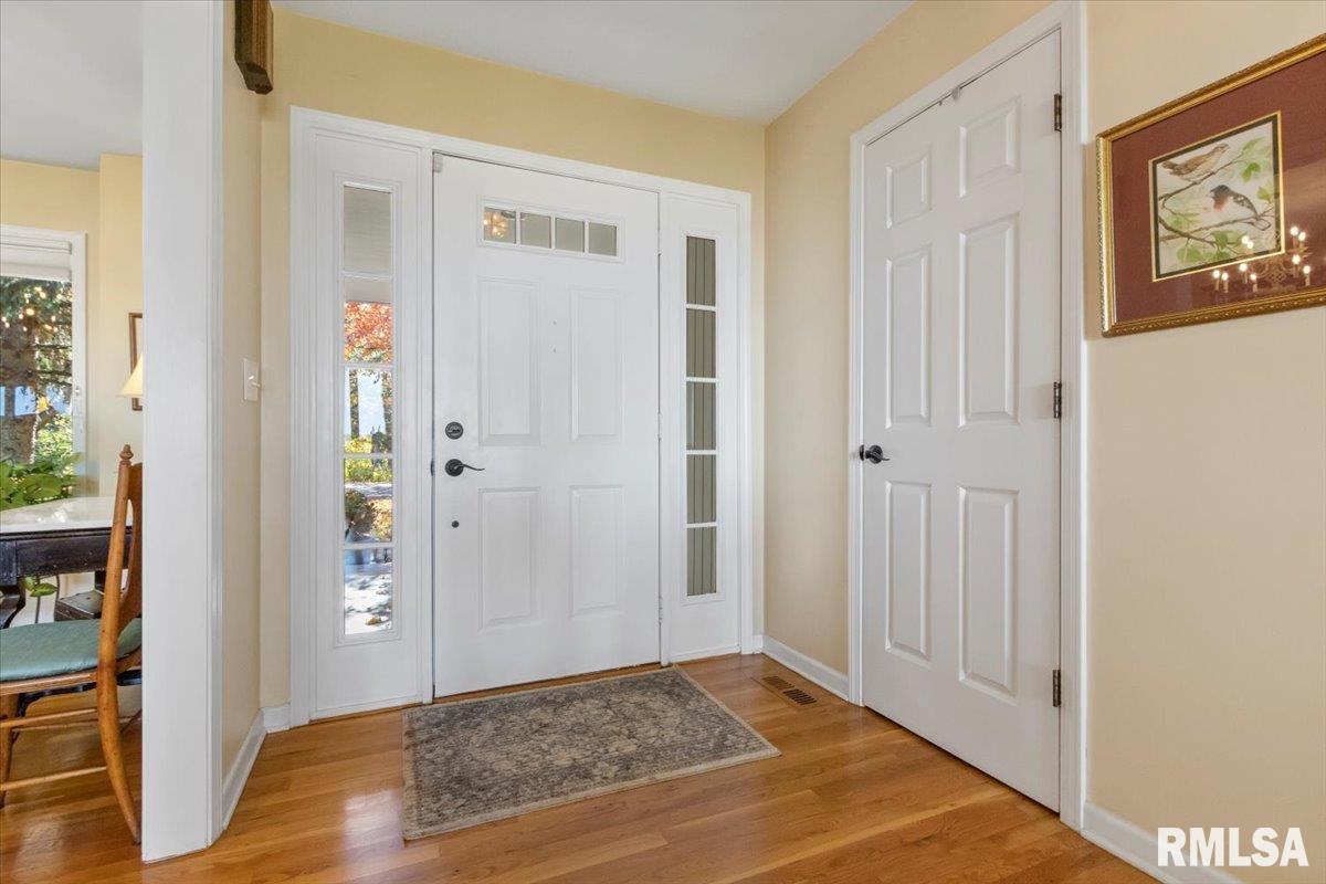 136 Star Rim Drive East Peoria, IL 61611 - Photo 10 of 70