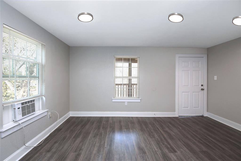 4445 Rusk Street Houston, TX 77023 - Photo 35 of 50 Unit #3 flex space.