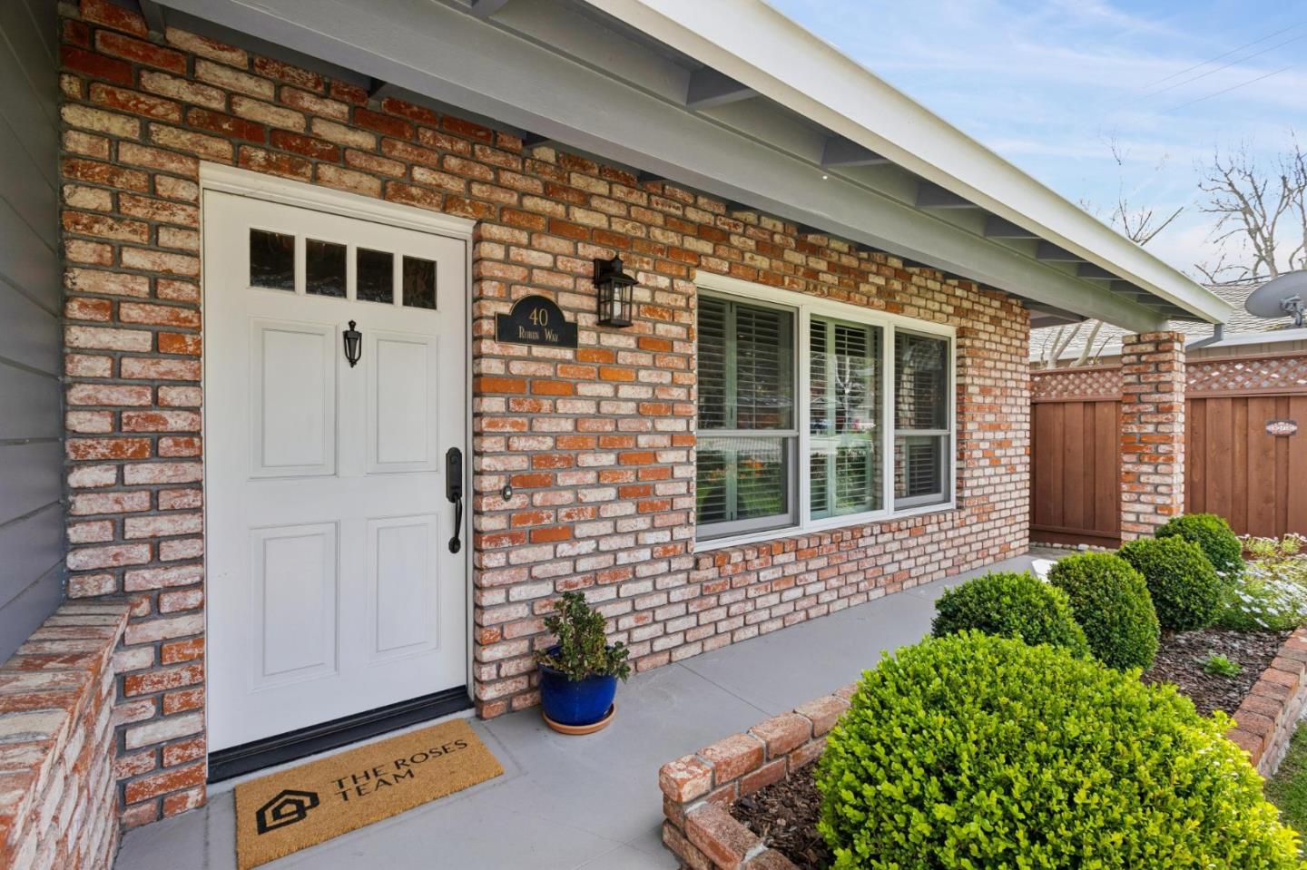 40 Robin Way San Carlos, CA 94070 - Photo 3 of 30