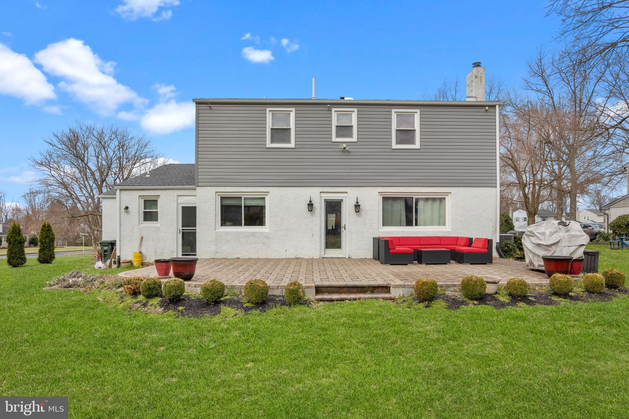 83 Rotterdam Road North Holland, PA 18966 - Photo 6 of 34 Exterior Rear
