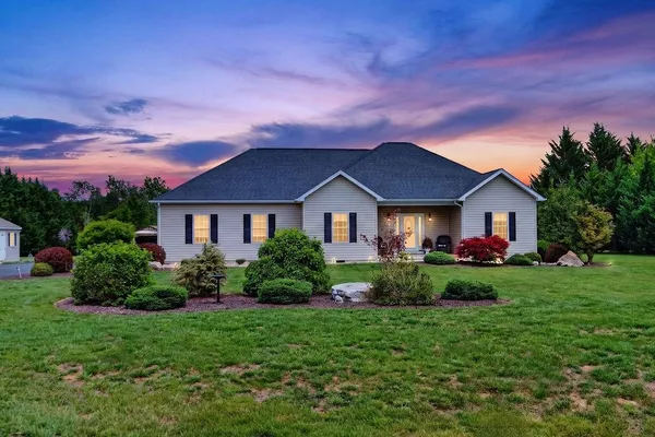 $550,000 | 29 Kennedy Ridge Court, Stuarts Draft, VA 24477
