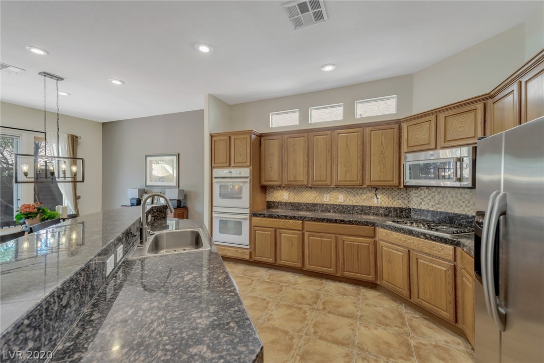 9901 Liberty View Road Las Vegas, NV 89148 - Photo 10 of 25 Gallery Image 10