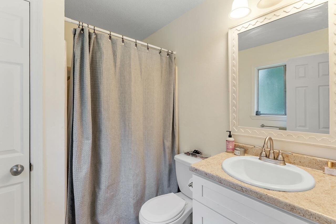 1811 Aaron Road Tallahassee, FL 32303 - Photo 5 of 27 Gallery Image 5