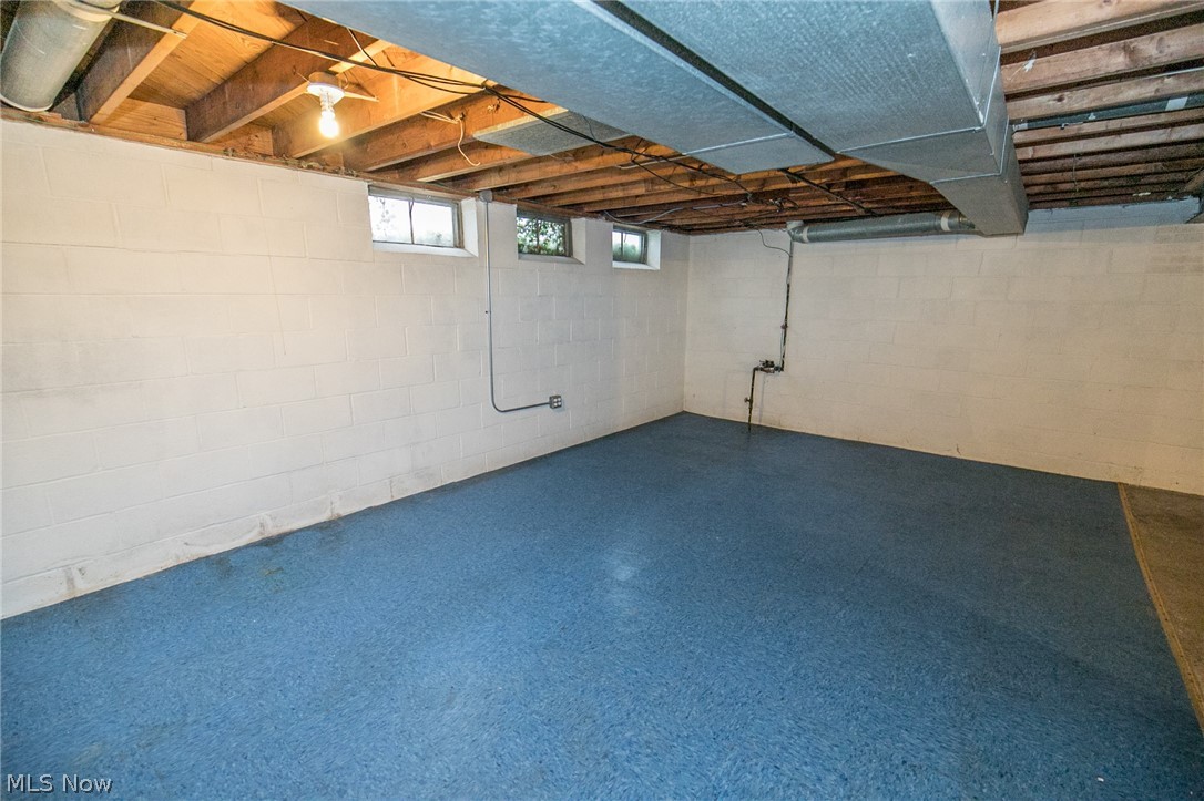6461 Longridge Road Cleveland, OH 44124 - Photo 21 of 28
