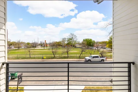 $549,000 | 408 Linden Street, Unit A, Austin, TX 78702