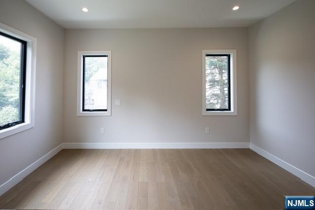 37 George Street Tenafly, NJ 07670 - Photo 23 of 28
