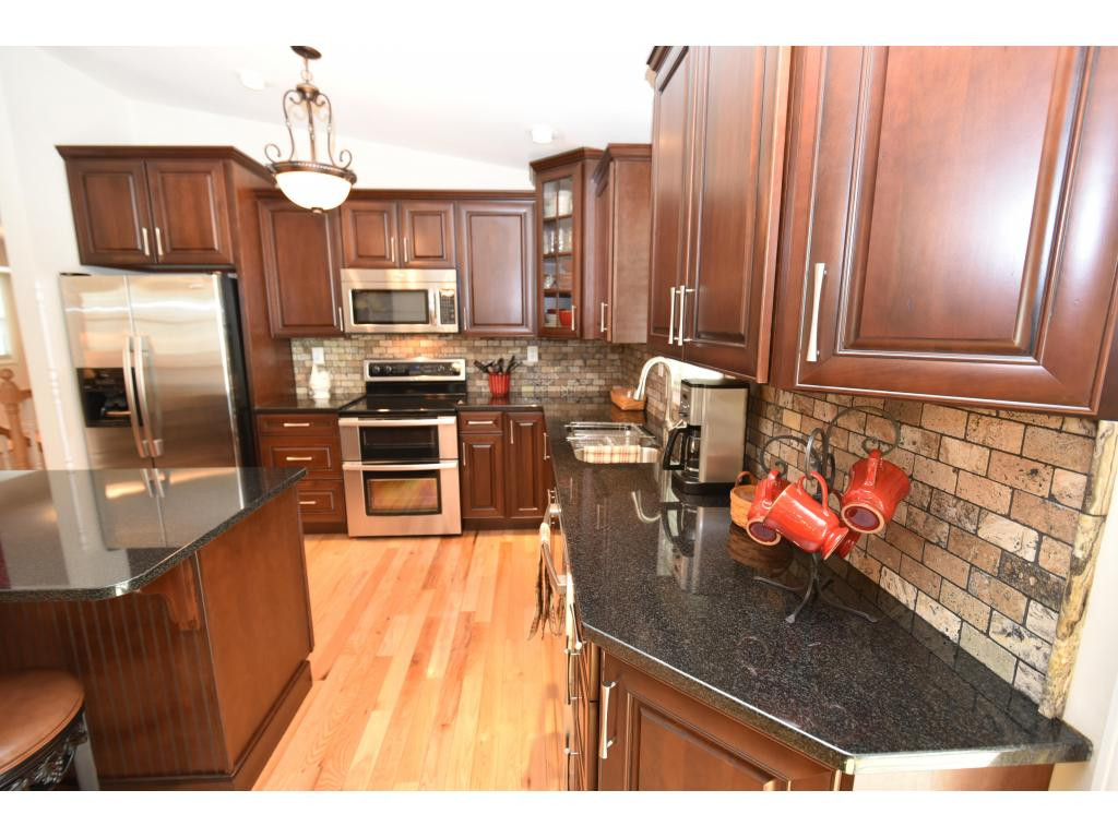 127 Bob Davis Road Johnson City, TN 37615 - Photo 3 of 24 Photo 3