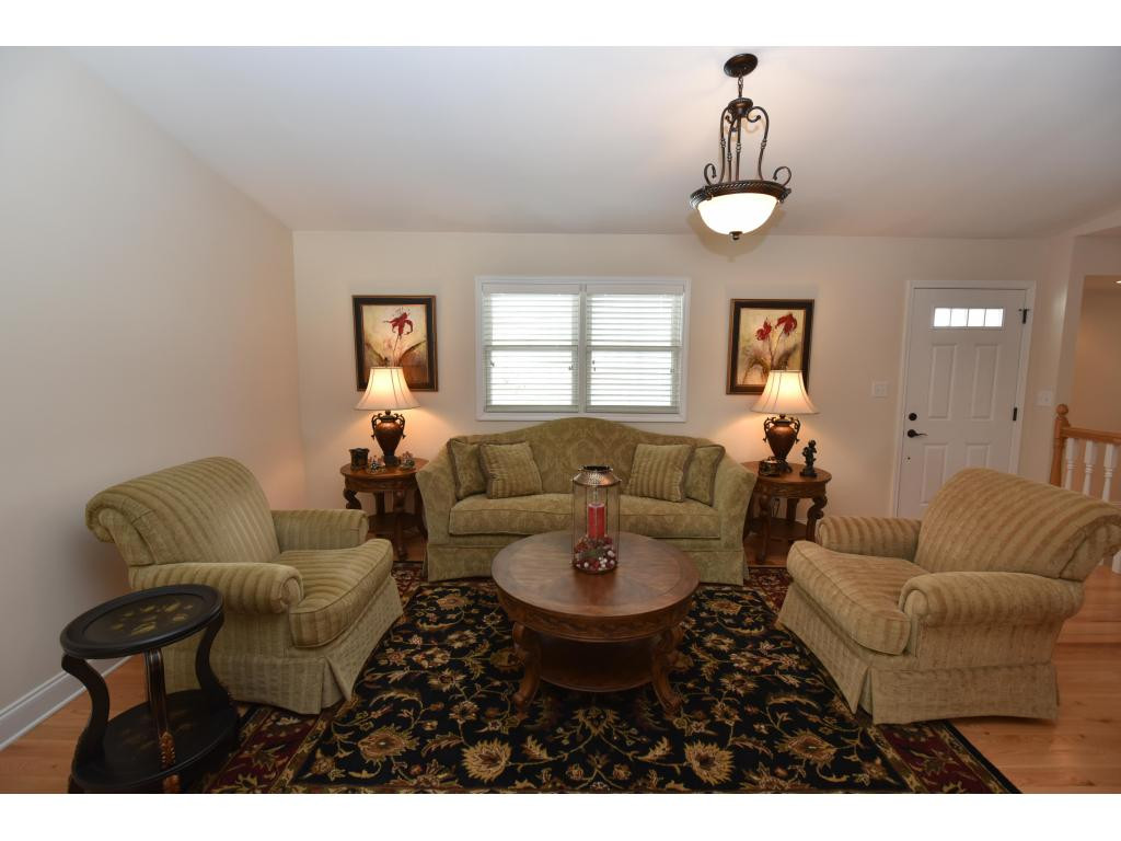 127 Bob Davis Road Johnson City, TN 37615 - Photo 8 of 24 Photo 8