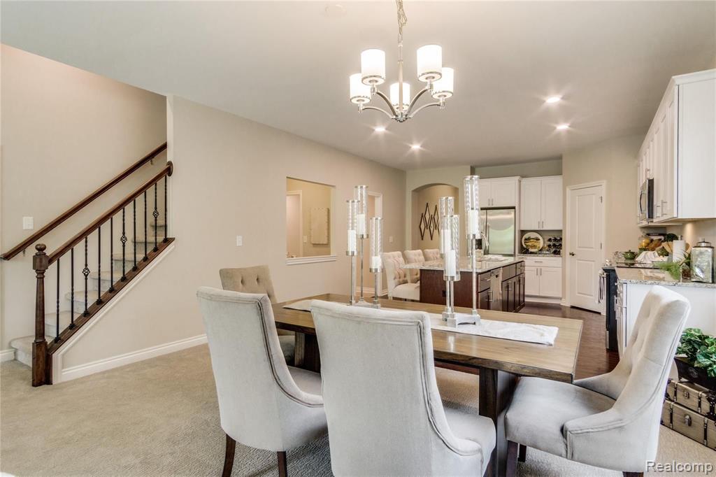 3191 Blossom Ridge Boulevard Rochester, MI 48306 - Photo 11 of 39