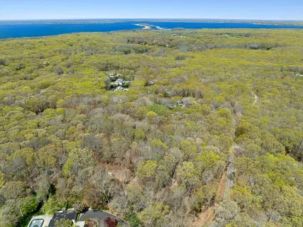 $1,650,000 | 2236 Deerfield Road, Sag Harbor, NY 11963