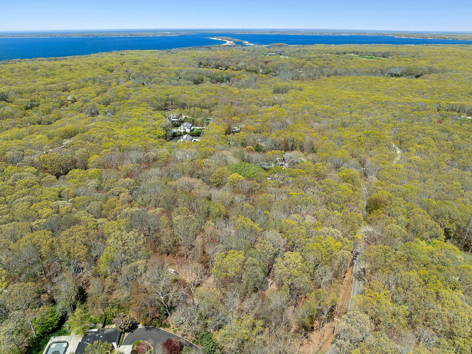 2236 Deerfield Road Sag Harbor, NY 11963 - Photo 2 of 2