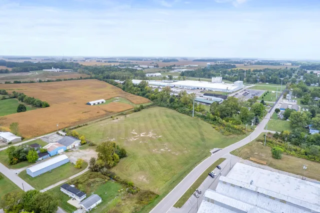 $135,000 | 104 North Wabash Avenue, Hartford City, IN 47348