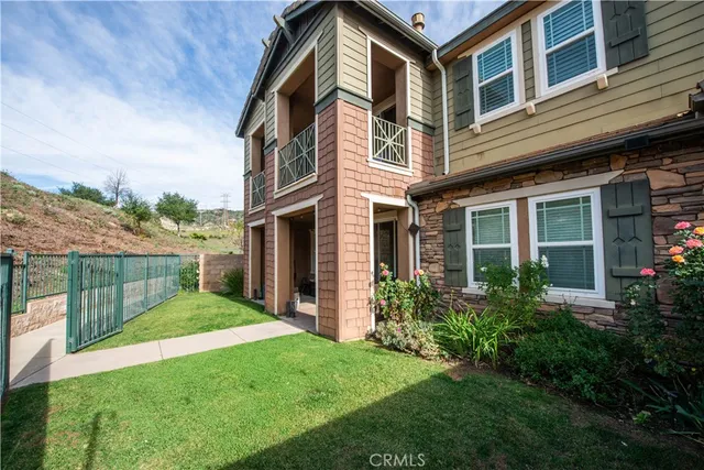 $619,900 | 16479 West Nicklaus, Unit 124, Sylmar, CA 91342