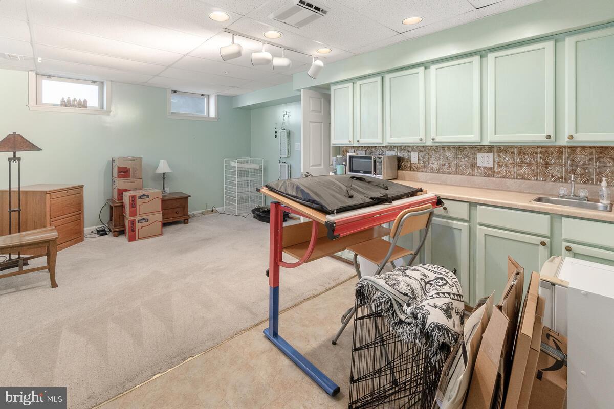 2207 Parish Lane Frederick, MD 21701 - Photo 16 of 65