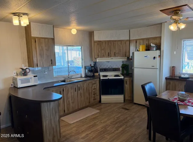 $35,900 | 11425 East University Drive, Unit 96, Apache Junction, AZ 85120
