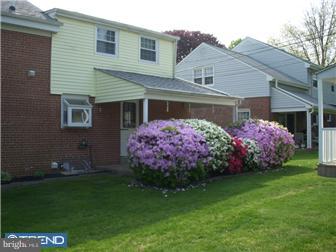 521 Kerr Lane Springfield, PA 19064 - Photo 11 of 11 Exterior Back