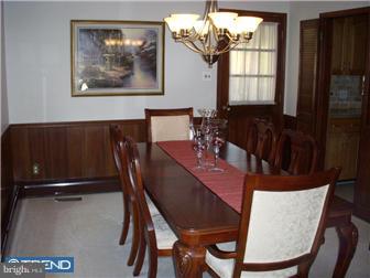 521 Kerr Lane Springfield, PA 19064 - Photo 4 of 11 Dining Room