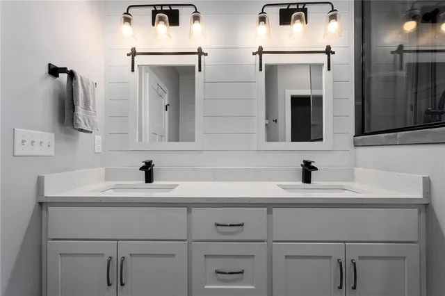 $889,000 | 816 Eve Orchid Drive, Greenwood, MO 64034