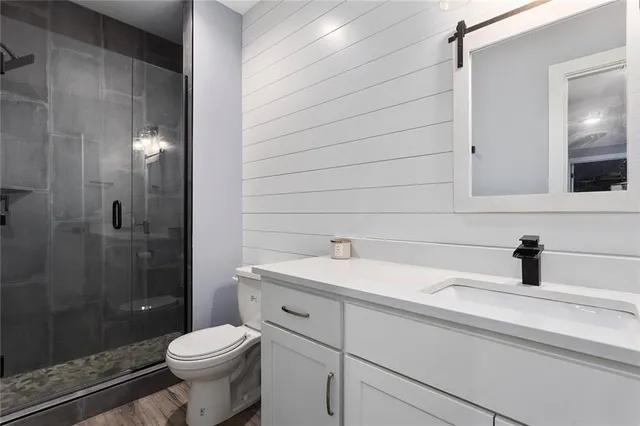 $889,000 | 816 Eve Orchid Drive, Greenwood, MO 64034