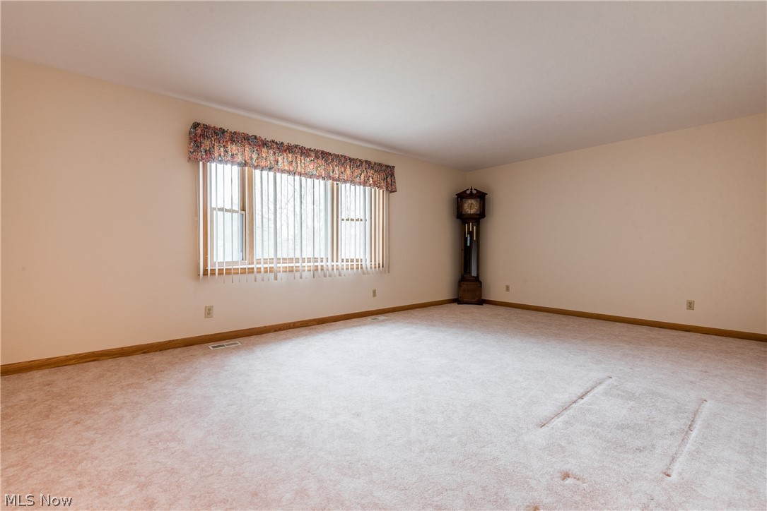 1351 Sharon Valley Road New Philadelphia, OH 44663 - Photo 21 of 32