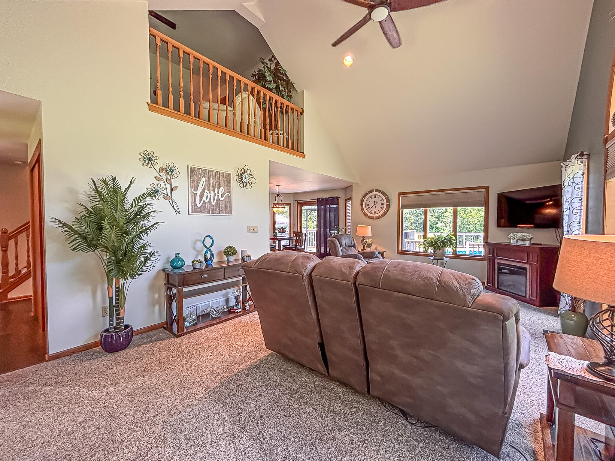 N5833 County Rd F Concord, WI 53178 - Photo 11 of 55 Great Room