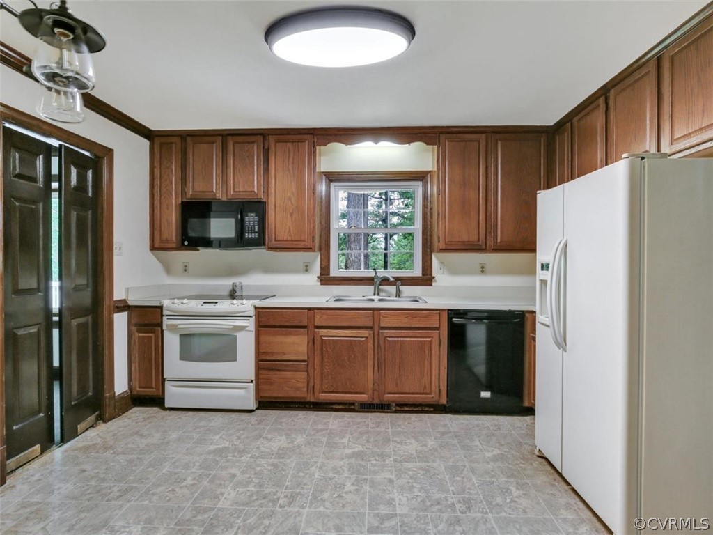 2755 Pilkington Road Powhatan, VA 23139 - Photo 14 of 37 Gallery Image 14