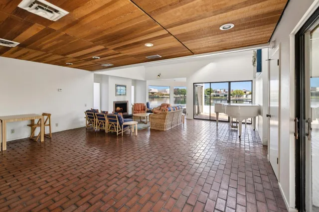 $1,588,000 | 1018 Lido Lane, Foster City, CA 94404