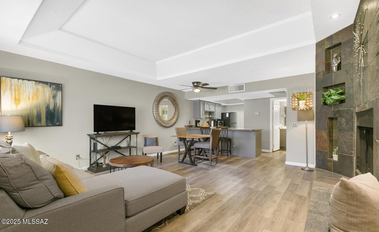 1200 East River Road, Unit J124 Tucson, AZ 85718 - Photo 1 of 15