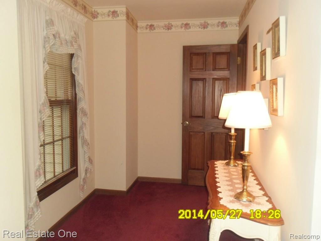 2788 Winter Park Road Rochester, MI 48309 - Photo 43 of 46 SAM_0765.jpg