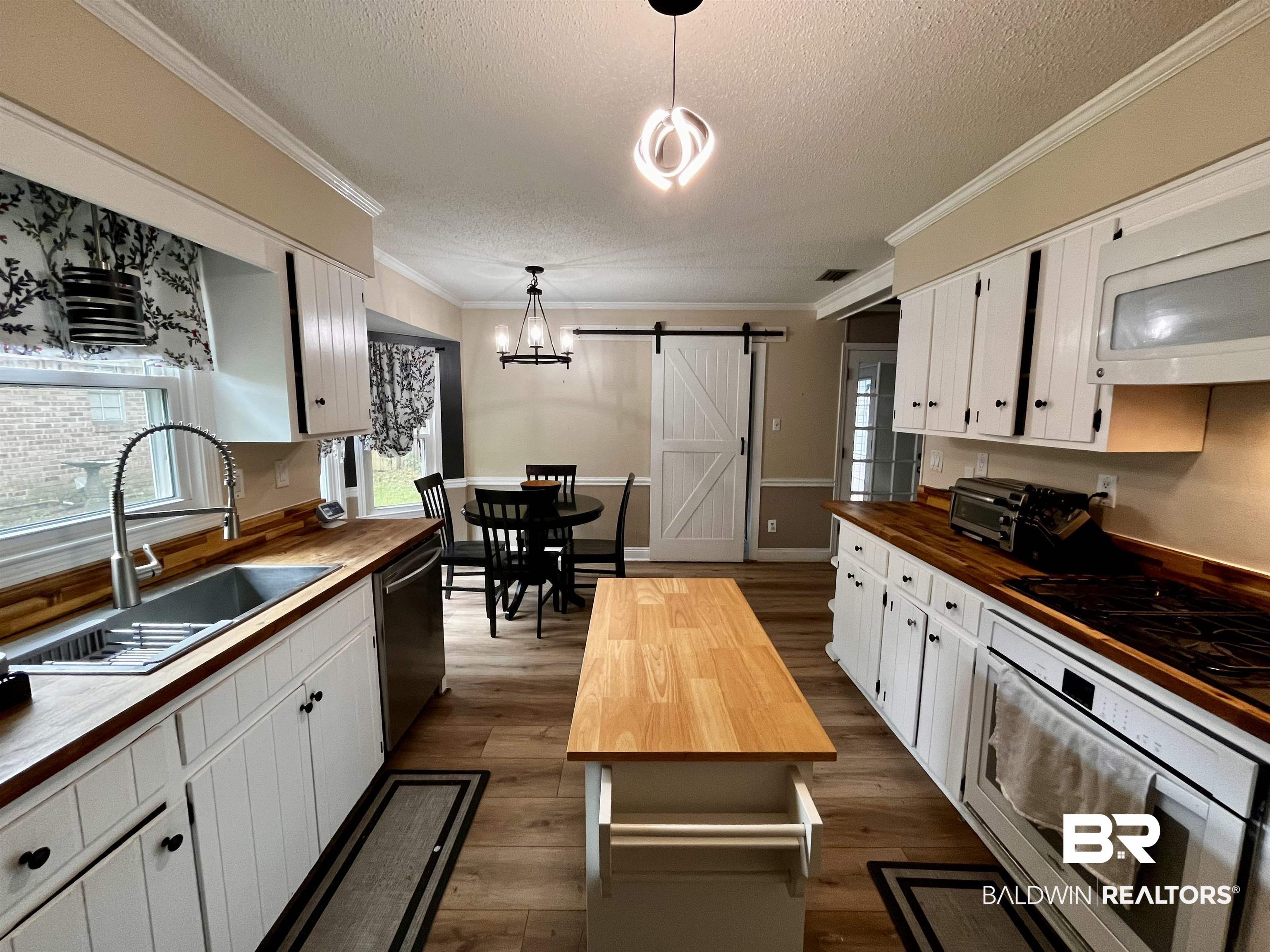 6429 Pinehurst Run Mobile, AL 36608 - Photo 4 of 15 Kitchen