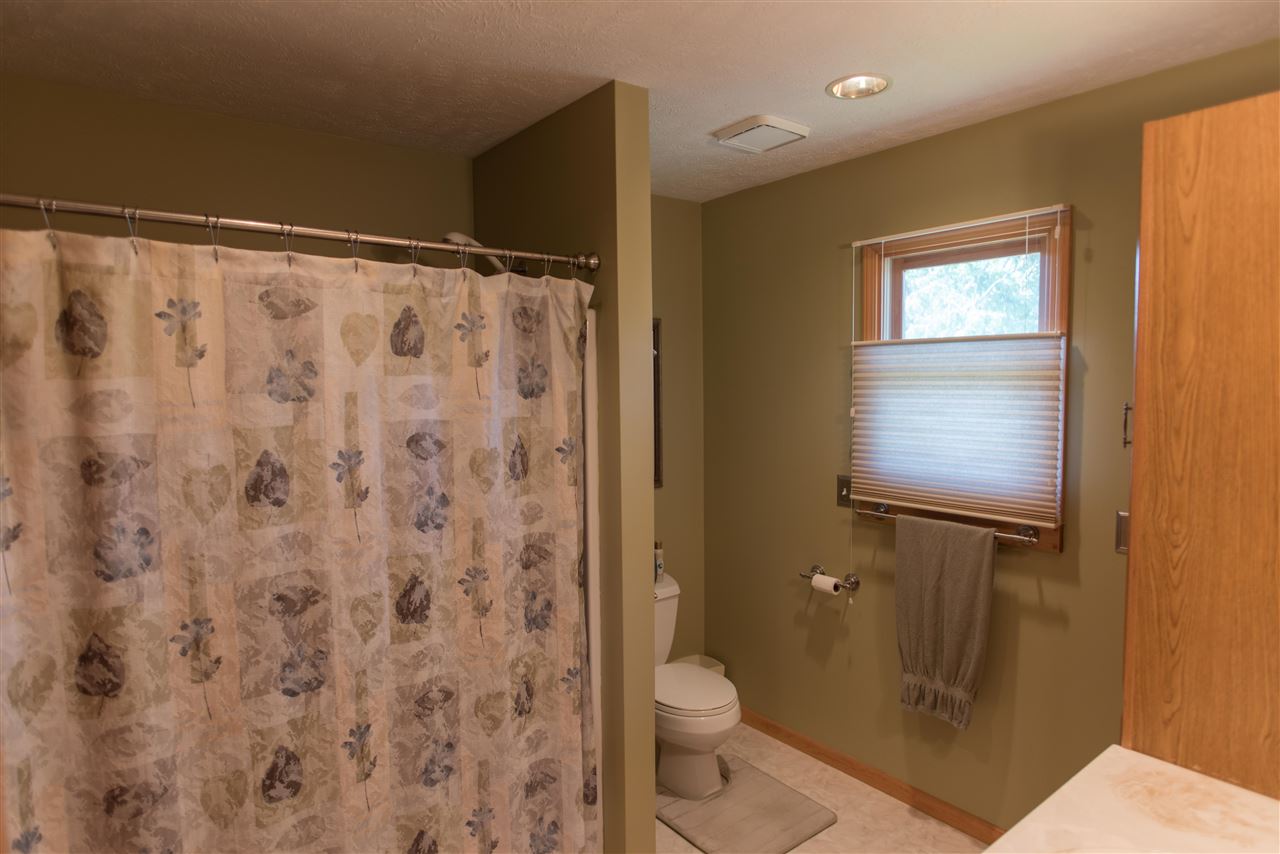 8890 South Sunnyview Road Traverse City, MI 49684 - Photo 24 of 43 1802548-23.JPG