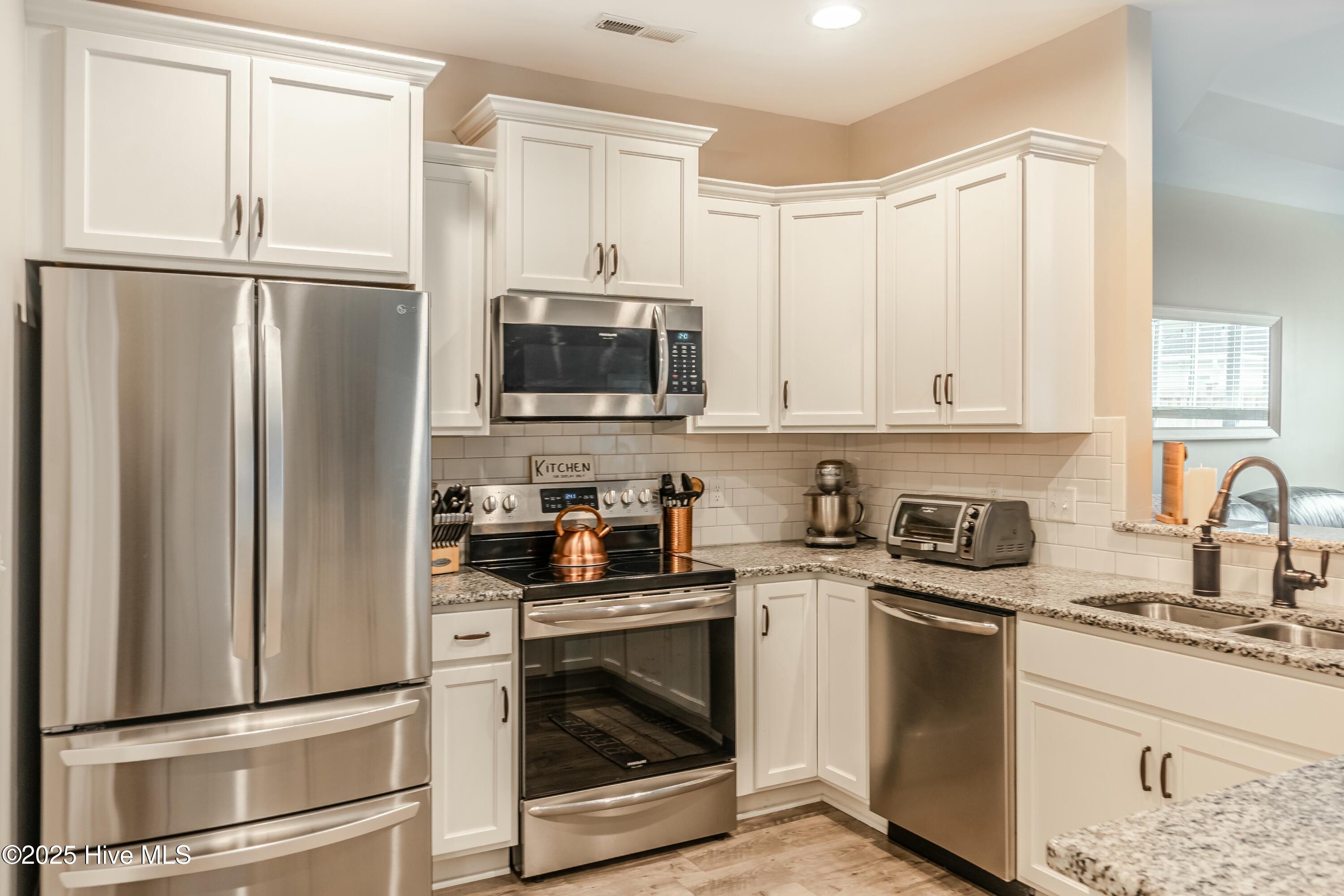 6461 Pinnacle Point Winnabow, NC 28479 - Photo 14 of 42 tempImage8Nuira