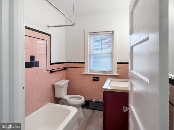 $3,100 | 221 Haddon Avenue, Collingswood, NJ 08108