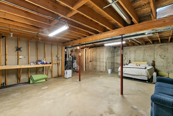 $254,900 | 201 West Hardanger Gate, Lee, IL 60530