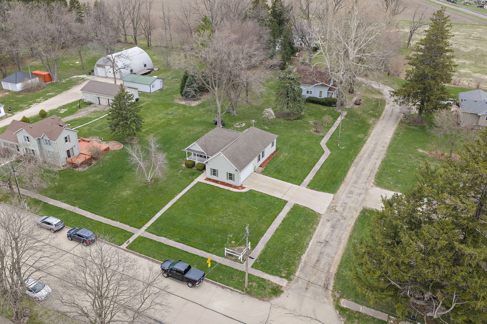 201 West Hardanger Gate Lee, IL 60530 - Photo 31 of 37 an aerial view of a house