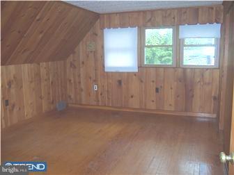 420 Brookwood Road Wayne, PA 19087 - Photo 7 of 11 Bedroom