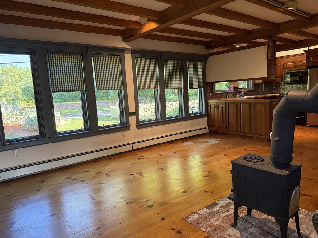 196 North Spencer Road Spencer, MA 01562 - Photo 14 of 41