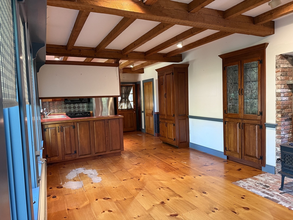 196 North Spencer Road Spencer, MA 01562 - Photo 15 of 41