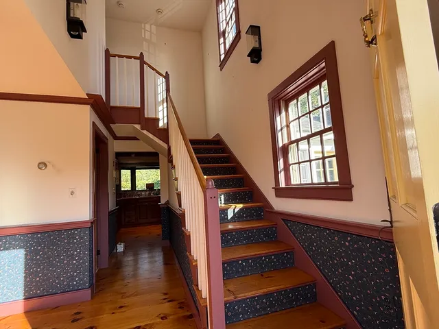 $499,999 | 196 North Spencer Road, Spencer, MA 01562