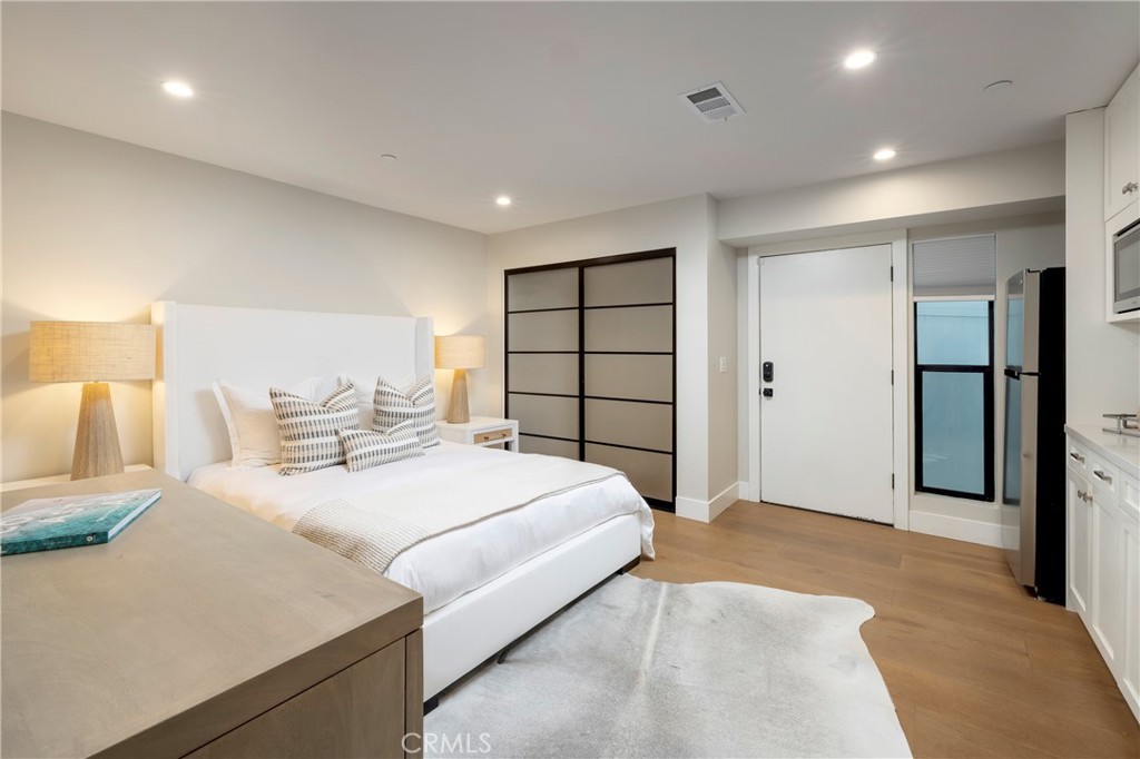 16459 24th Street Sunset Beach, CA 90742 - Photo 5 of 40