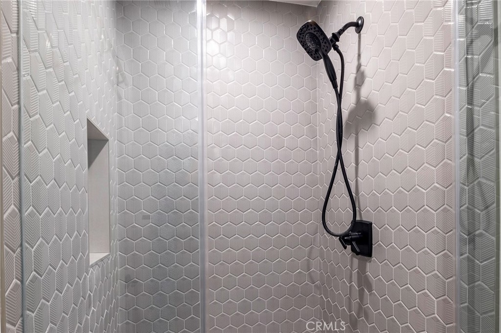 16459 24th Street Sunset Beach, CA 90742 - Photo 9 of 40