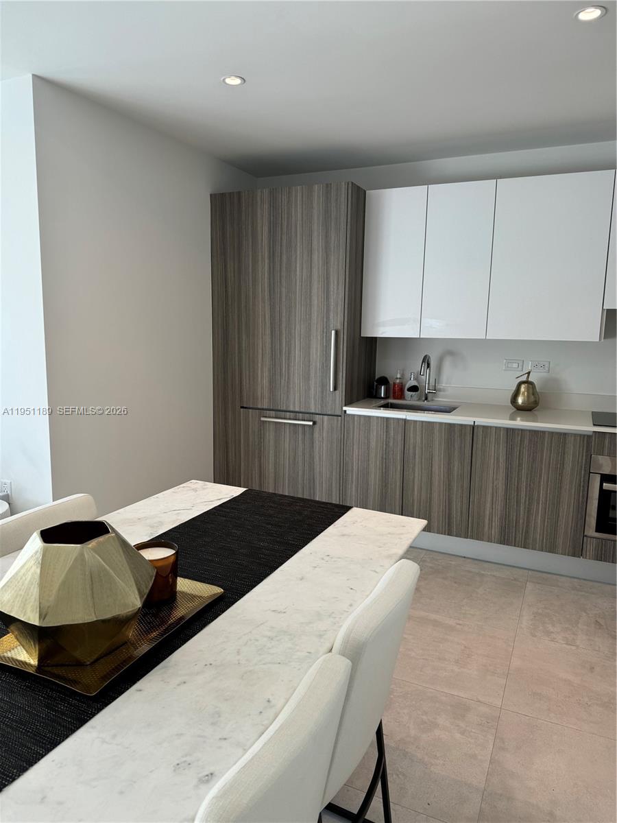 239 Southwest 9th Street, Unit 1405 Miami, FL 33130 - Photo 4 of 20