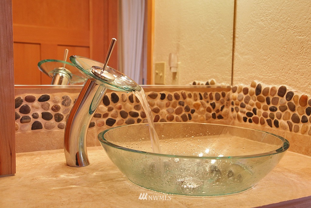 340 High Road Freeland, WA 98249 - Photo 10 of 15 Gallery Image 10