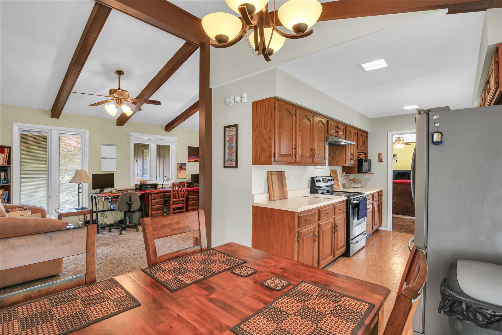 1116 Newbury Road Champaign, IL 61821 - Photo 4 of 43
