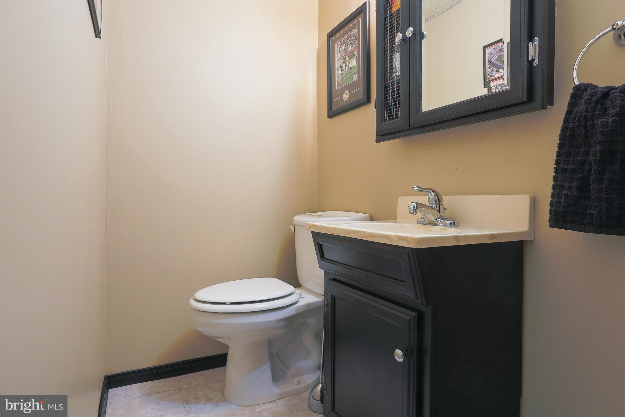 7368 Edsworth Road Baltimore, MD 21222 - Photo 16 of 29 Bath