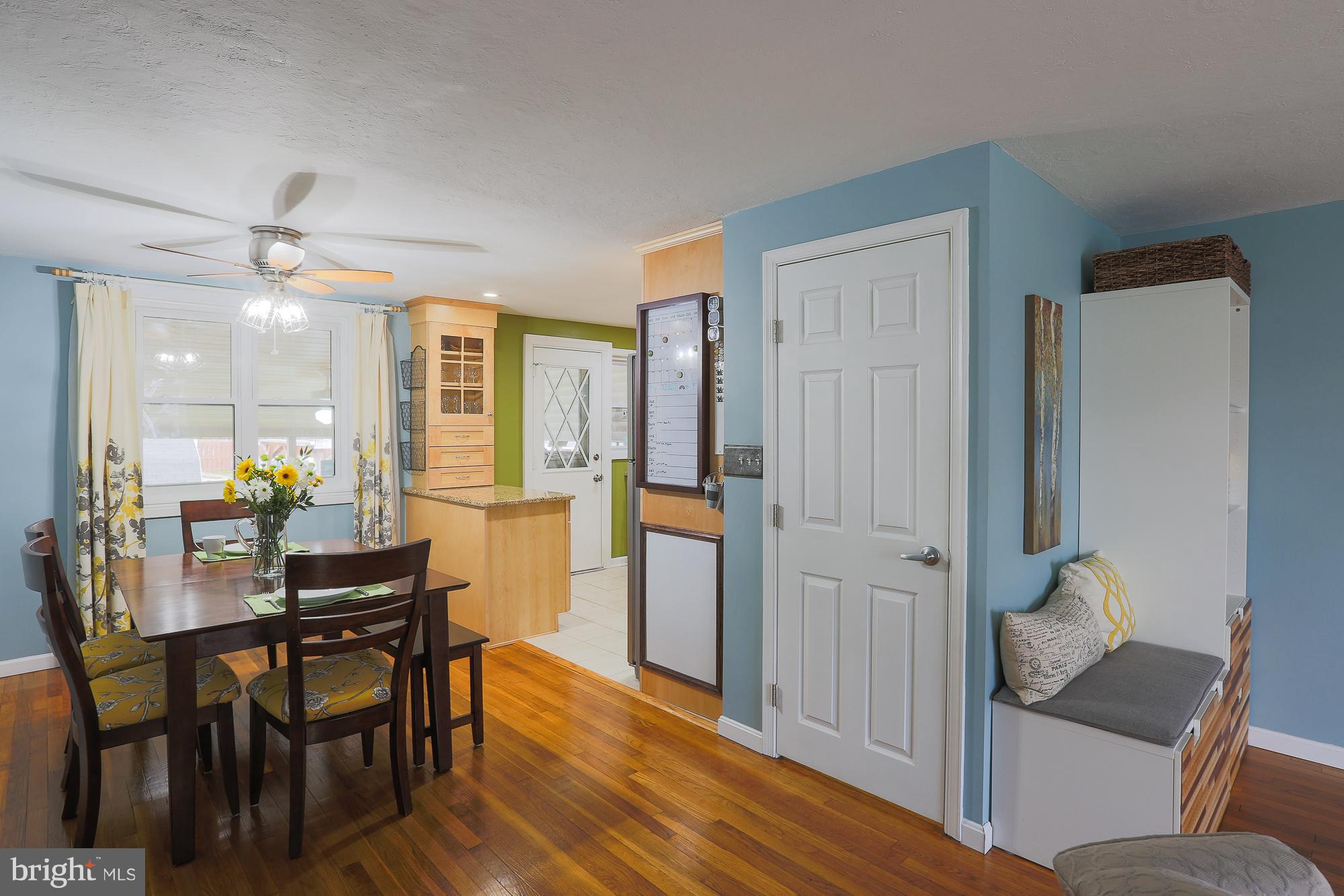7368 Edsworth Road Baltimore, MD 21222 - Photo 5 of 29 Dining Room